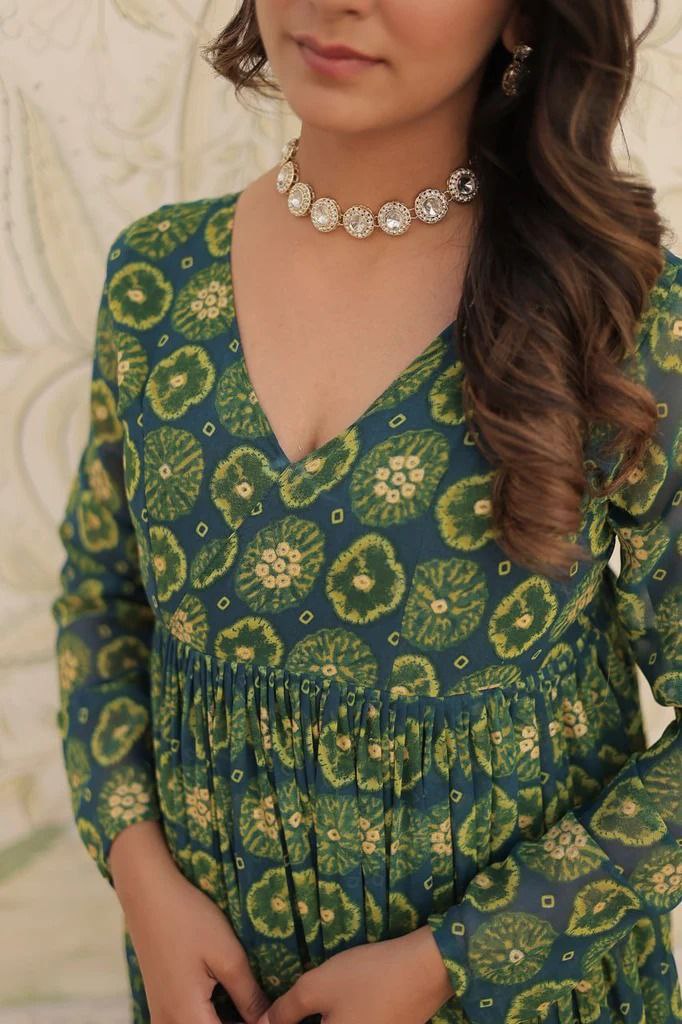 Green Foil print flared kurta pant