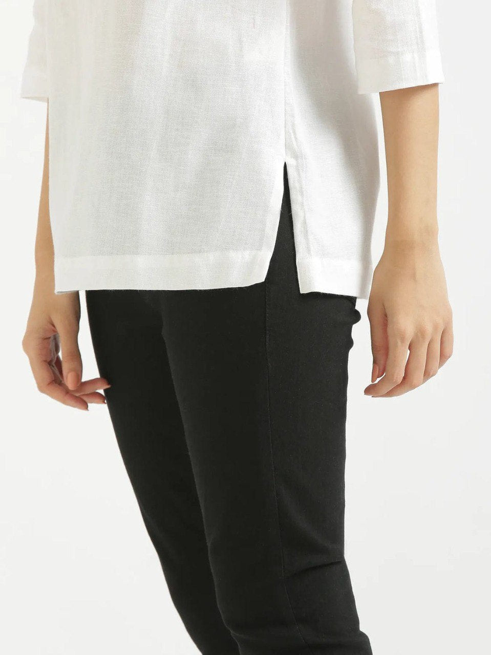 Woman Classic White fancy top