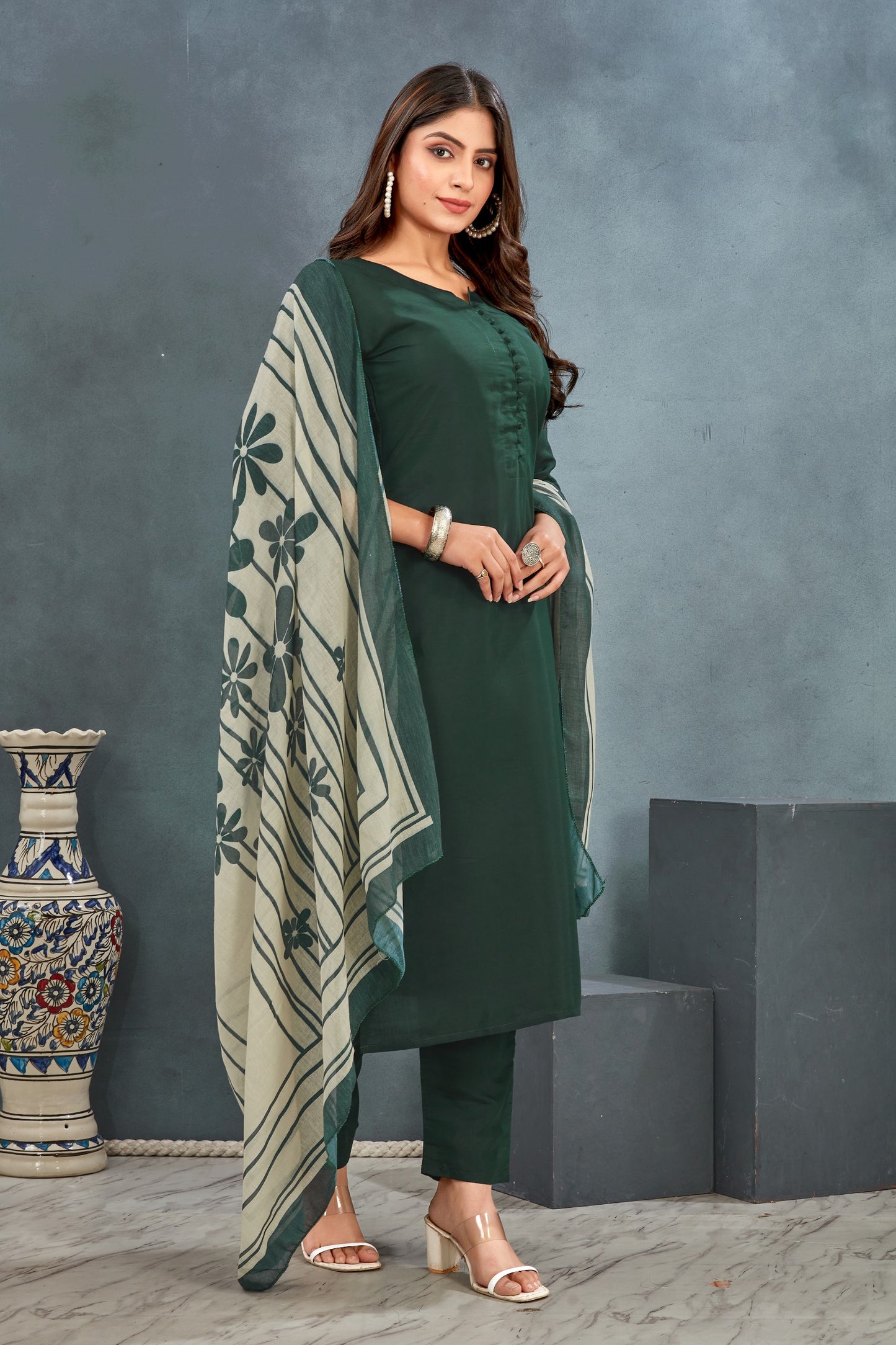 Green Plain Kurta Pant with Dupatta suit