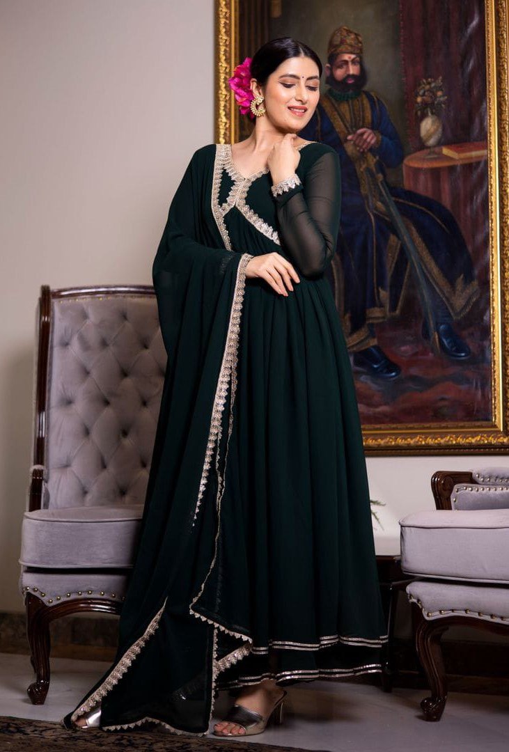 Black gorgette Kurti & Dupatta