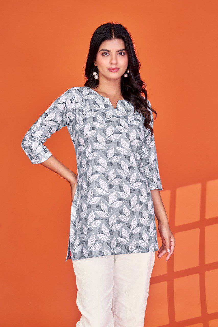 Leaf Motif short Kurti Cotton Blend