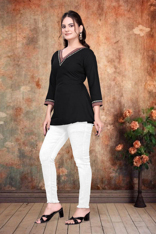 Casual Girls Black V-Neck Tunic Top