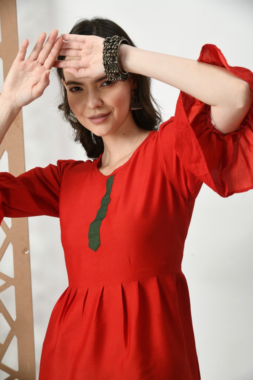 Woman fancy delta silk plain Tunic