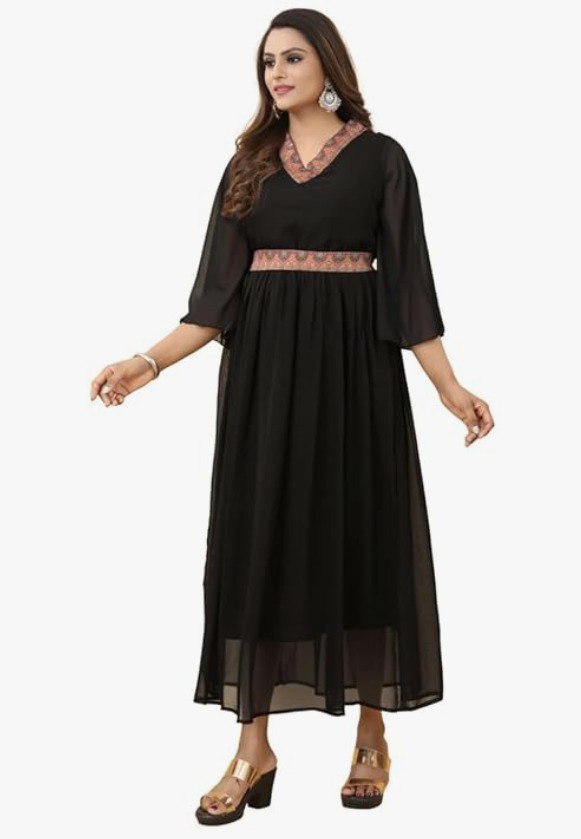Woman Black georgette dress